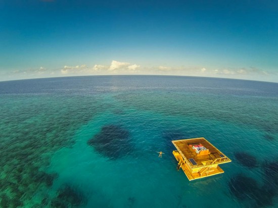 Floating-Hotel-Room-With-Underwater-Bedroom-At Pemba-Island-In-Zanzibar-008