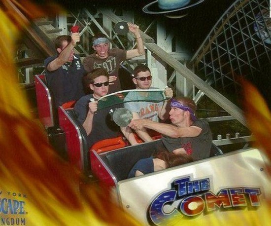 Funny-People-on-Rollercoaster-018
