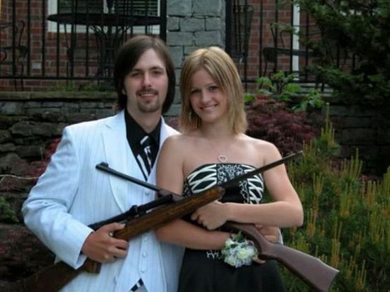 Funny-and-Creative-Prom-Photos-014