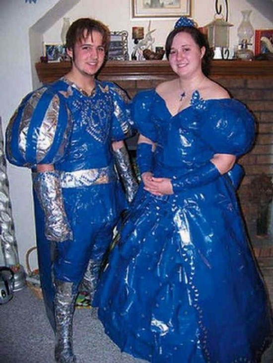 The-30-Most-Embarrassing-Prom-Photos-Ever-002