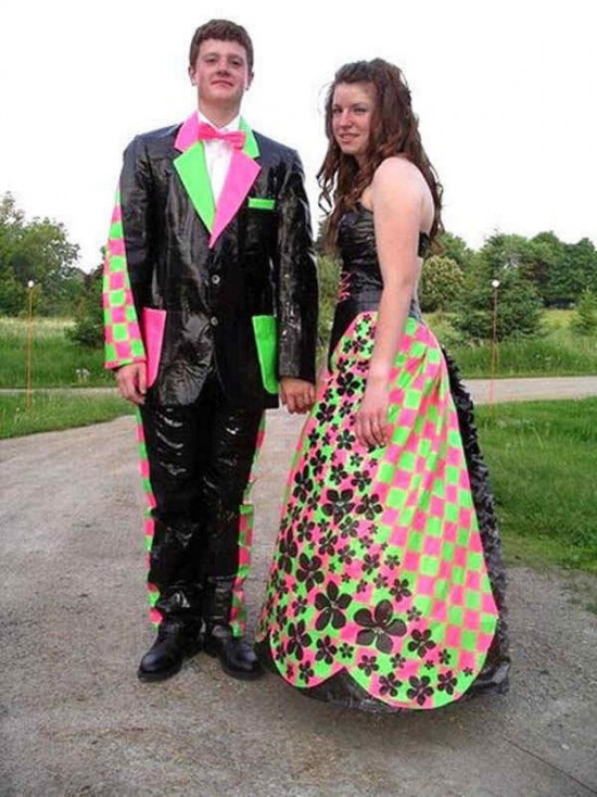 The-30-Most-Embarrassing-Prom-Photos-Ever-015