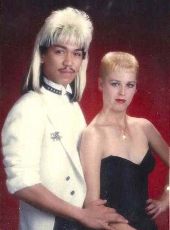 The-30-Most-Embarrassing-Prom-Photos-Ever-024