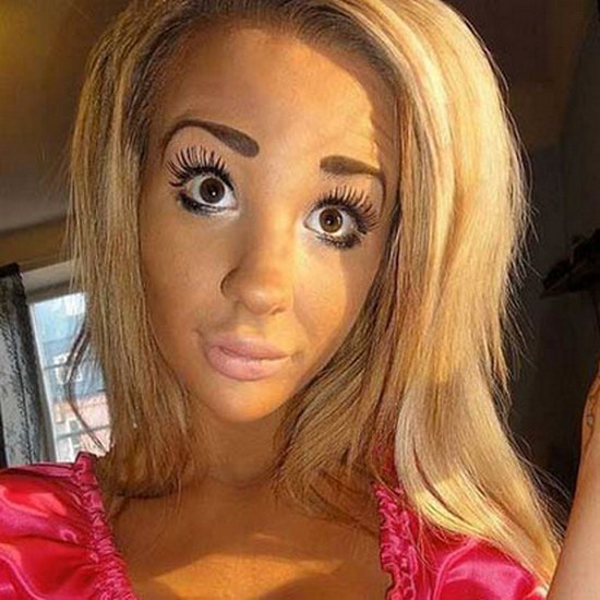 The 20 Worst Makeup Fails Of All Time - FunCage