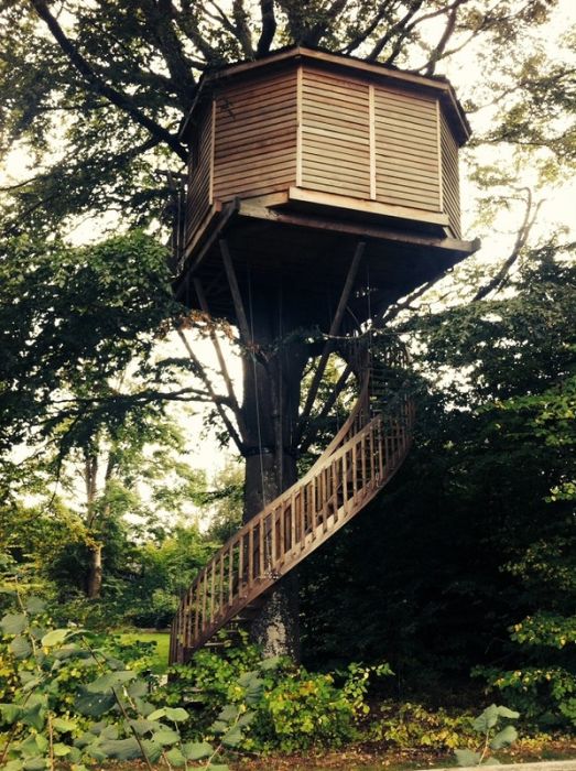 35 Great Homes Away from Civilization 026