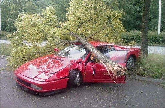38 Wrecked Ferraris 034