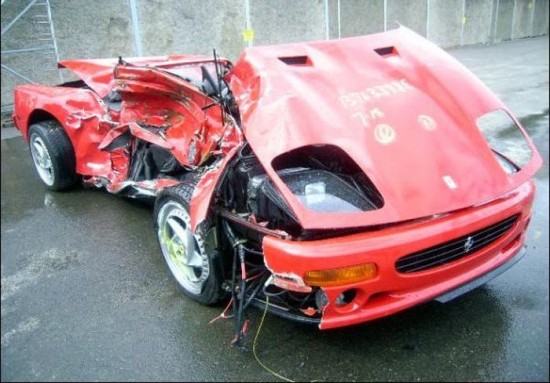 38 Wrecked Ferraris 038
