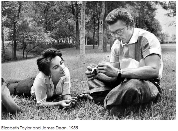 40 Photos of famous people together017
