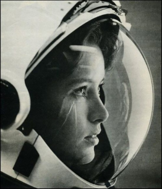 50 Awesome Vintage NASA Photos 031