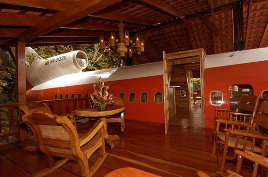727 Fuselage Home in Costa Rica