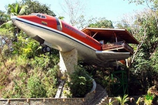 727 Fuselage Home in Costa Rica1
