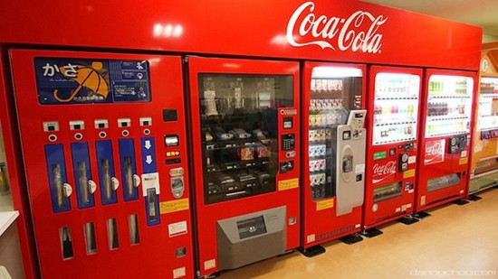 Awesome-and-unusual-vending-machines-018