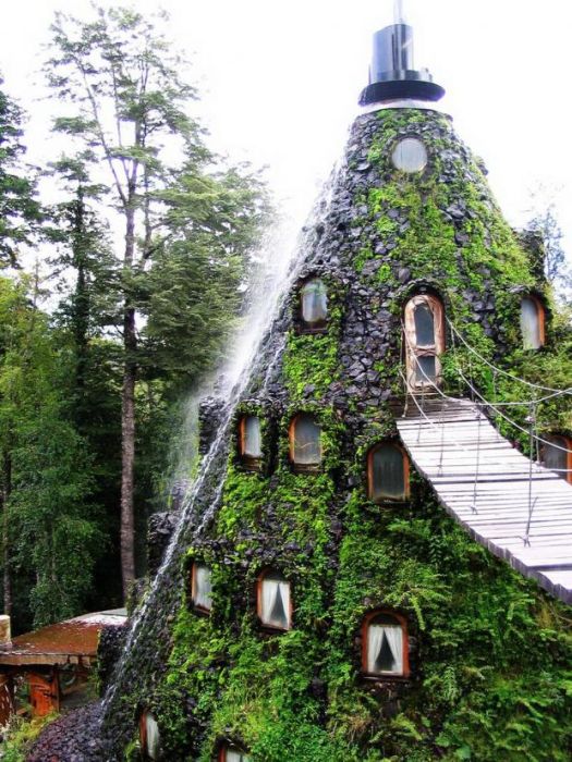 Hotel la Montana Magica in Chile