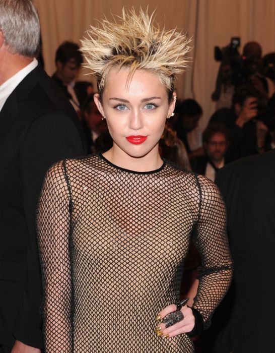 How Miley Cyrus has changed 019