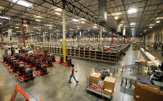 Inside The Amazon Warehouse 008
