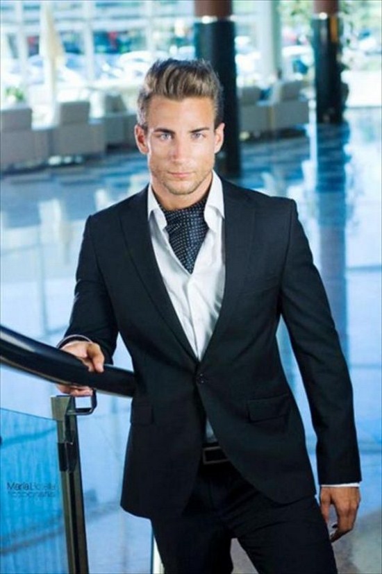 Manuel Rico is the World’s Hottest Gynecologist007