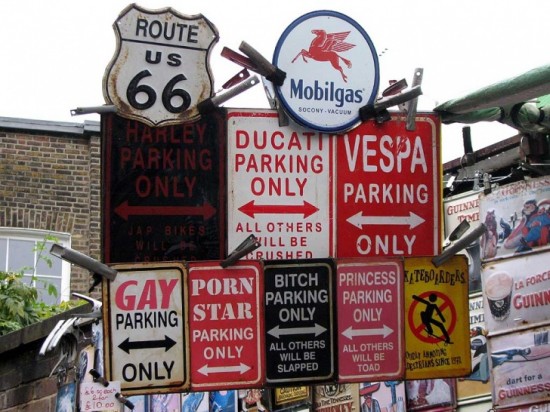 10 Funny Parking Signs From Across the World 001