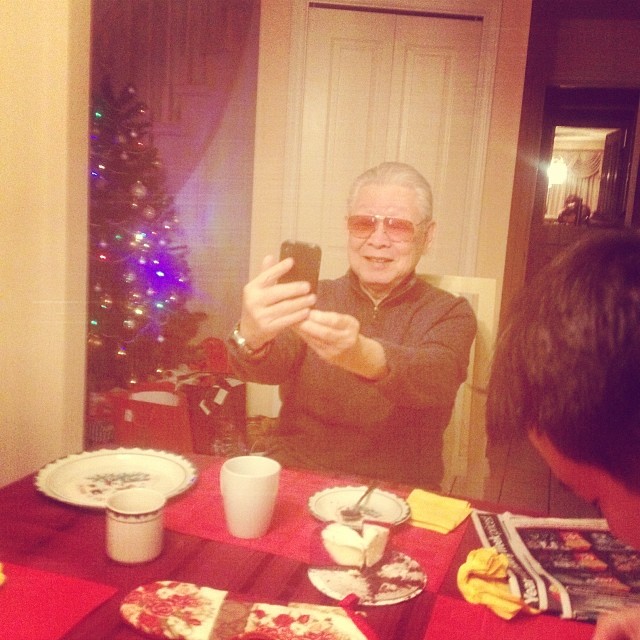 19 Grandparents Snapping Cooler Selfies Than You 005