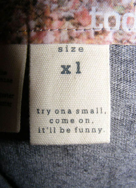 19 Hilarious Clothing Tags 019