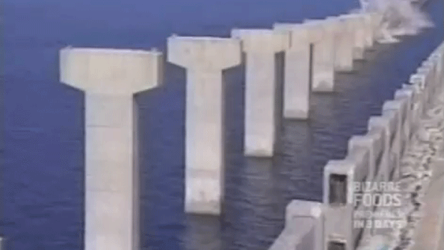 24 Cool GIFs of Demolitions 007
