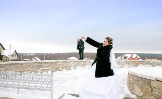 30 Funny Wedding Photos from Eastern Europe 020