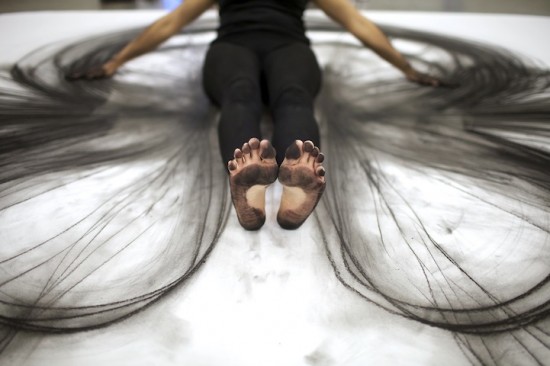 Artist makes life-size art using just her body and a piece of charcoal 004