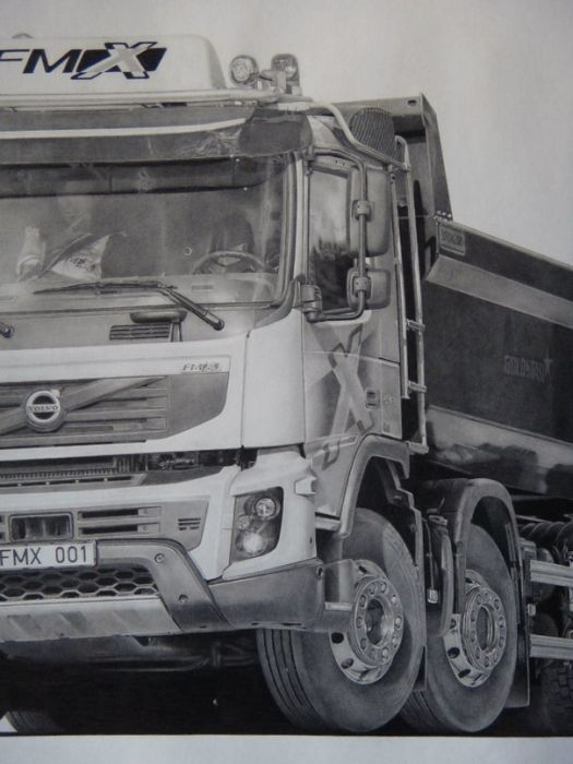Beautiful pencil drawings of different vehicles 010