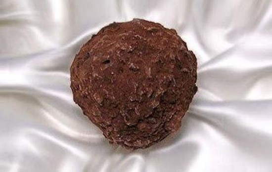 Chocolate Chocopologie Chocolate Truffle ($2,600)