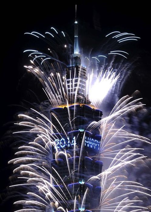 New Year’s eve fireworks around the world 003