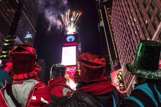 New Year’s eve fireworks around the world 007