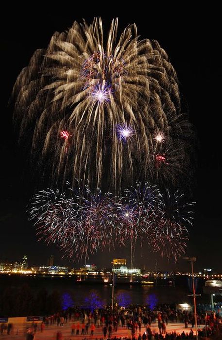 New Year’s eve fireworks around the world 016