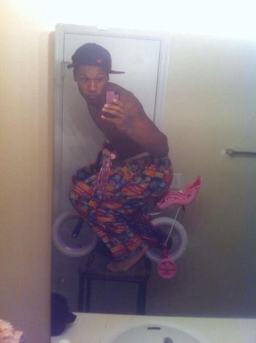 Really Bad Self Shots 002
