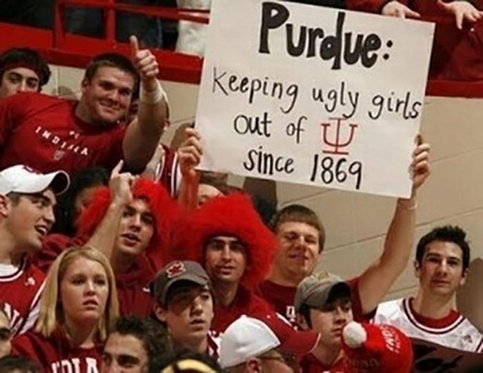 24 Funny and good sporting event signs 002