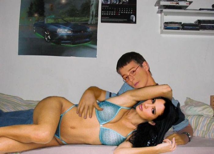 32 Worst Fake Photoshop Girlfriends 022