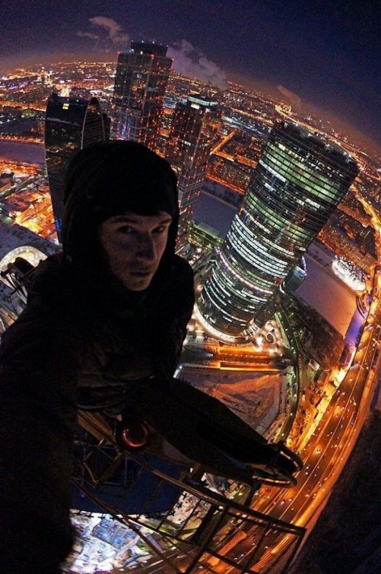 34 Extreme photos at breathtaking height 034