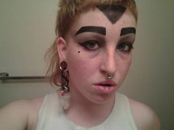 34 Scary and Weird eyebrows 024