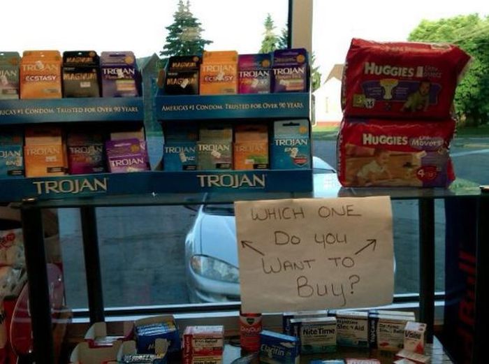 36 WTF photos made at gas stations 032