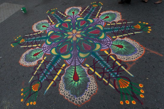 Spontaneous Temporary Sand Paintings by Joe Mangrum 002