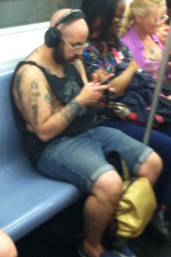 The Worst Fashion of Subway People 014