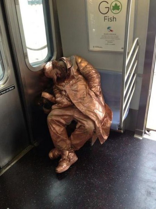 The Worst Fashion of Subway People 017