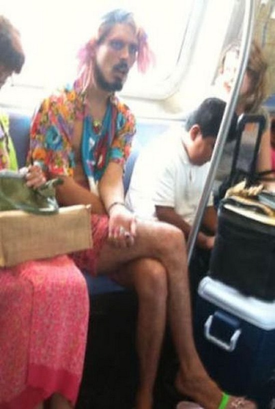 The Worst Fashion of Subway People 021