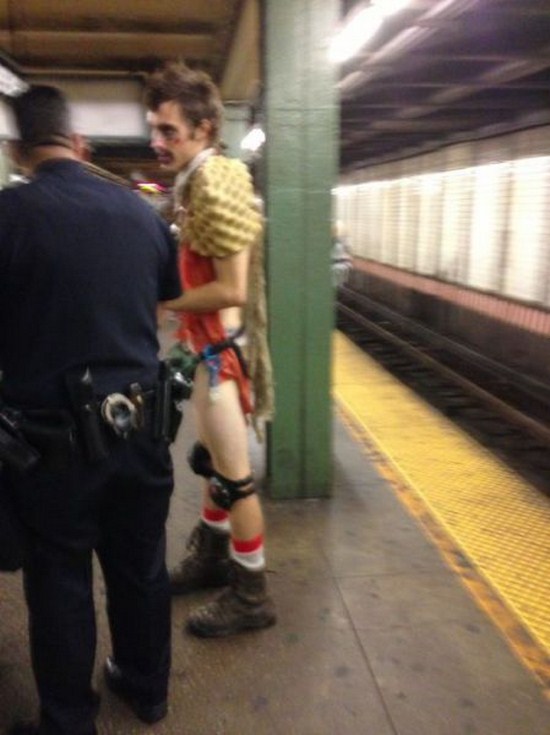 The Worst Fashion of Subway People 031