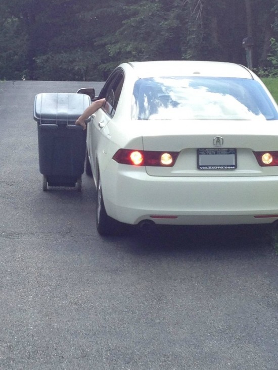 The laziest way to bring the garbage to the curb
