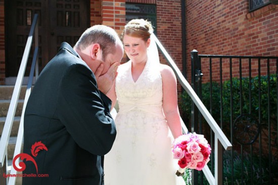 These Grooms Cry Tears Of Joy When They Saw Their Brides 005