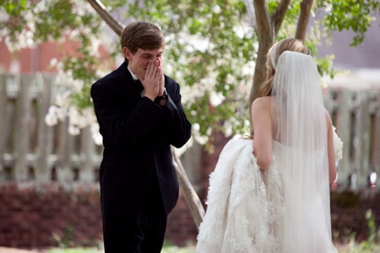 These Grooms Cry Tears Of Joy When They Saw Their Brides 010