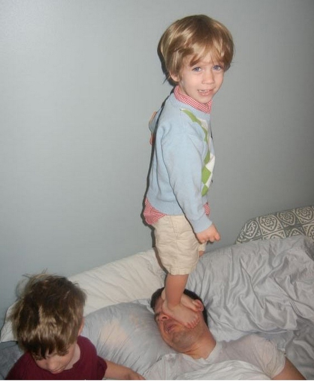 19 Parents Who Are Having Bad Day 009