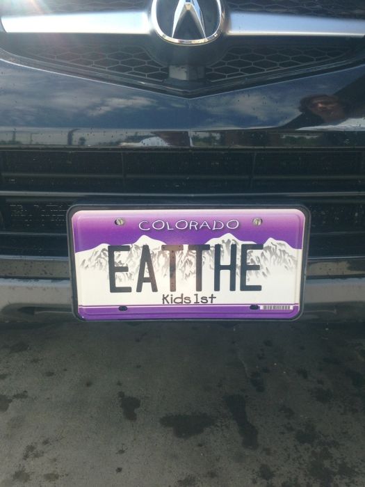 30 Funny License Plates 021