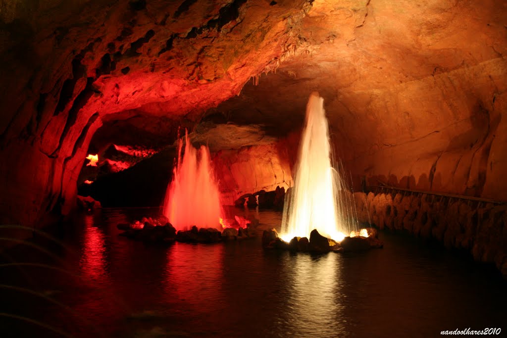 Caves of Mira D'aire (Portugal)1