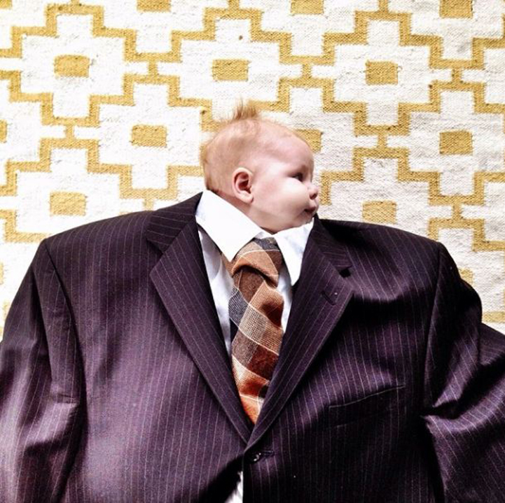 Hilarious Portraits of Tiny Babies Dressed Up In Adult Clothes  002