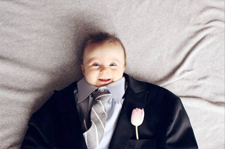 Hilarious Portraits of Tiny Babies Dressed Up In Adult Clothes  006