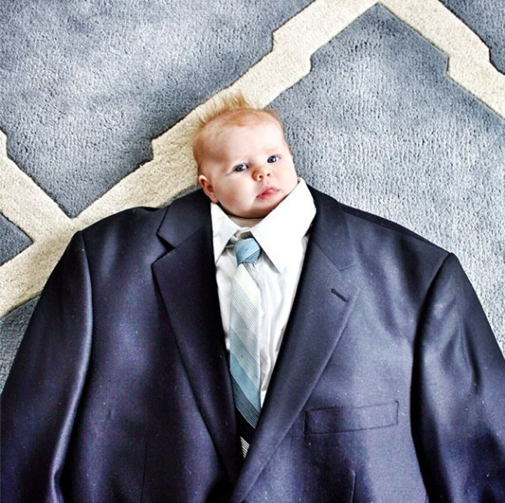 Hilarious Portraits of Tiny Babies Dressed Up In Adult Clothes  011